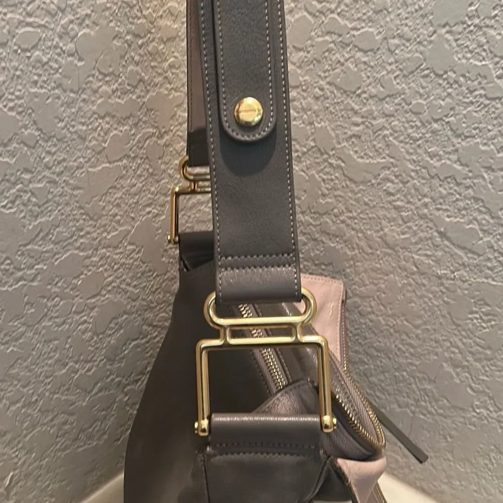 Chloe Vanessa Messenger Bag Gray Leather Minimalist Old Money Classic Purse